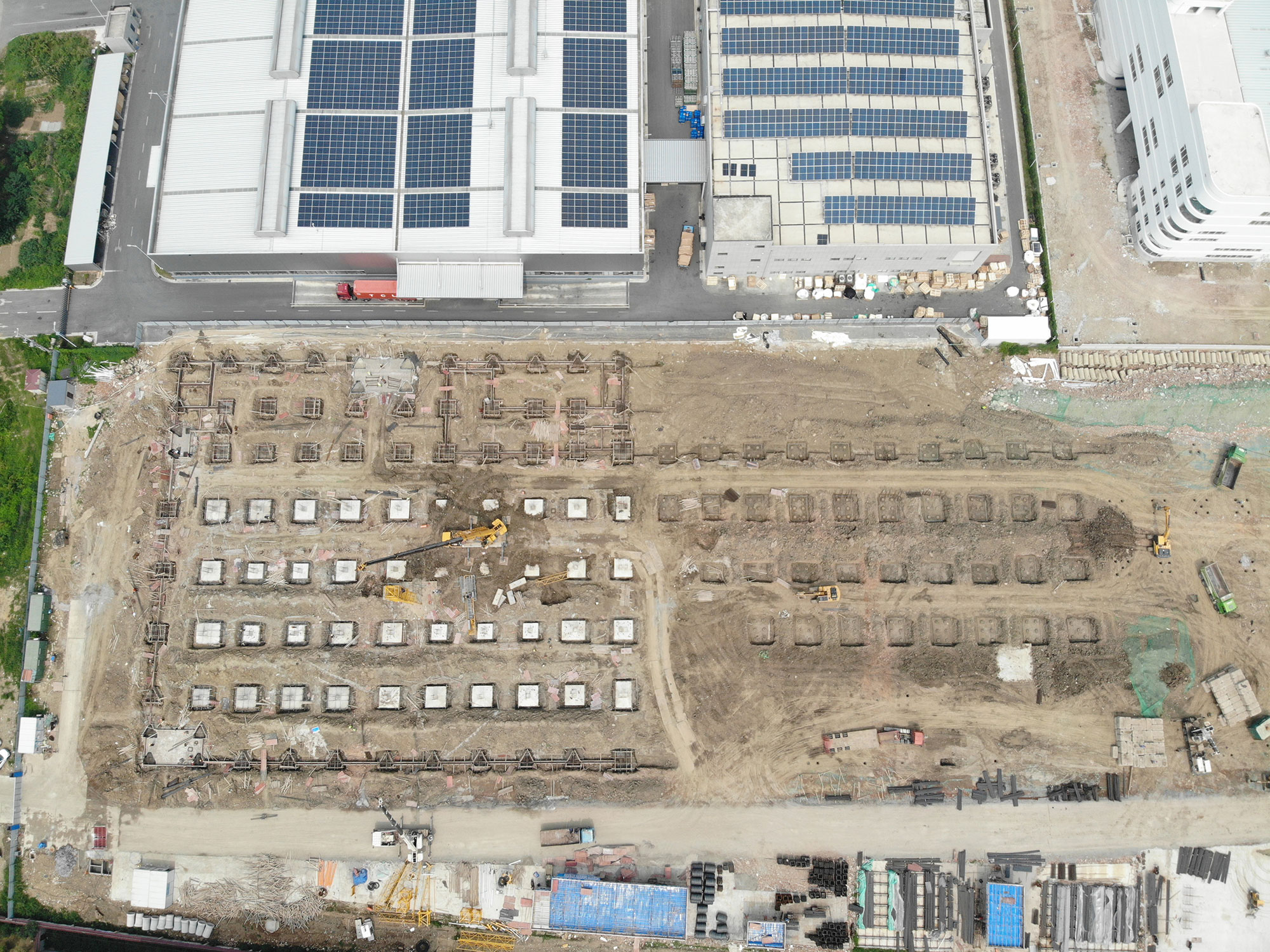 Leapton Solar Phase II 3GW plant is under construction